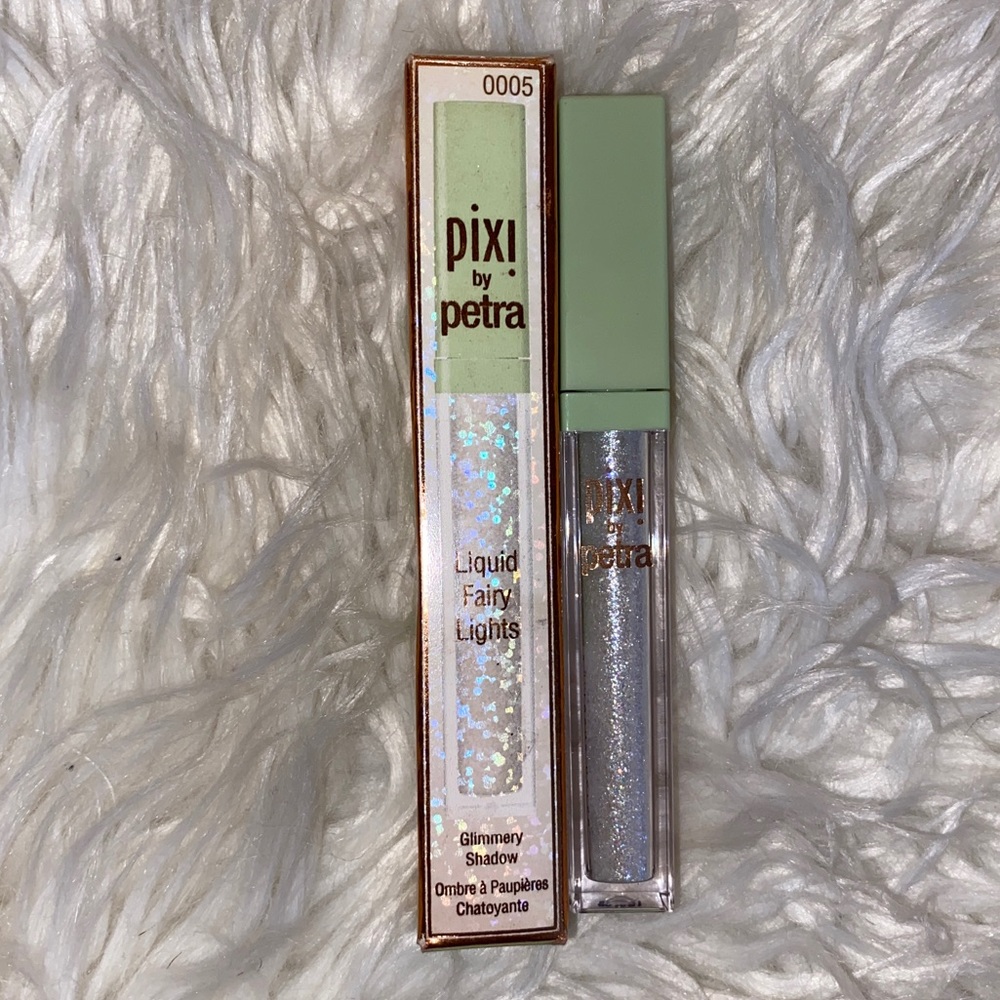 Pixi by Petra Fairy Lights liquid eyeshadow